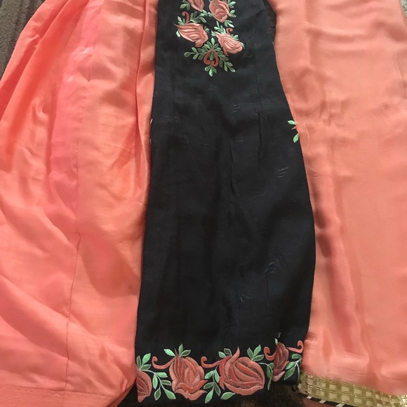 Punjabi suit - Picture 1 of 2